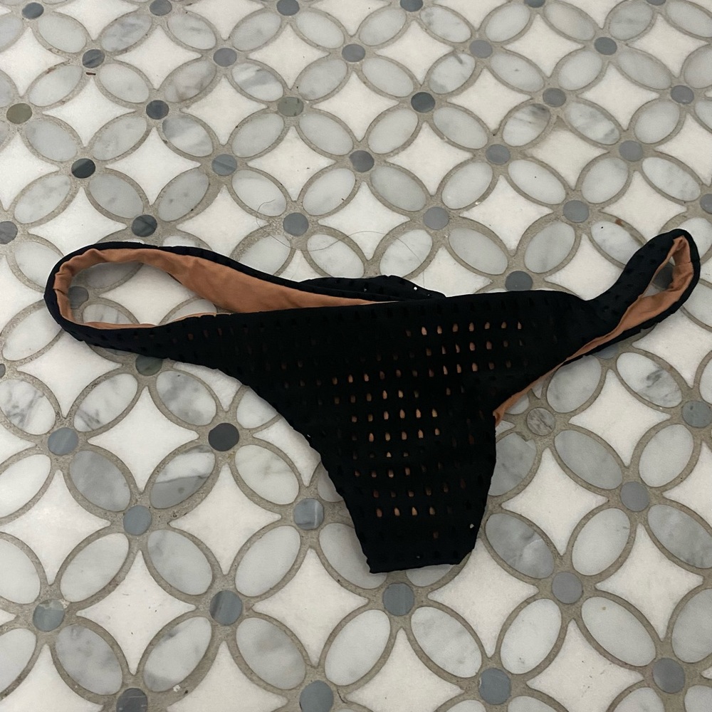 Acacia mesh bottom ⭐️